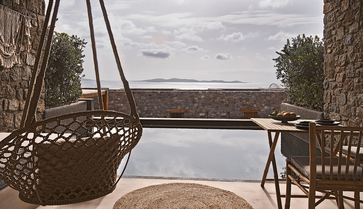 An Indulgent ‘Day In’ at Amyth of Mykonos